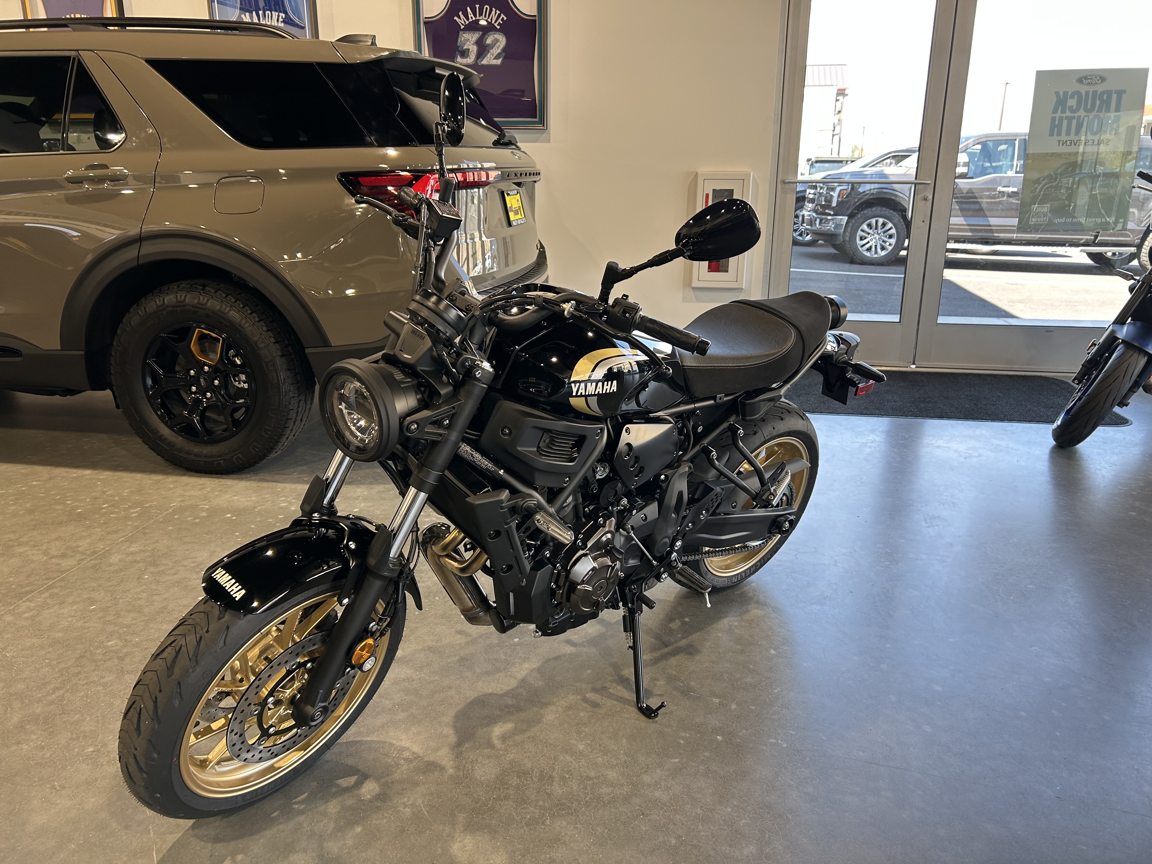 2026 Yamaha XSR700 Motorcycle