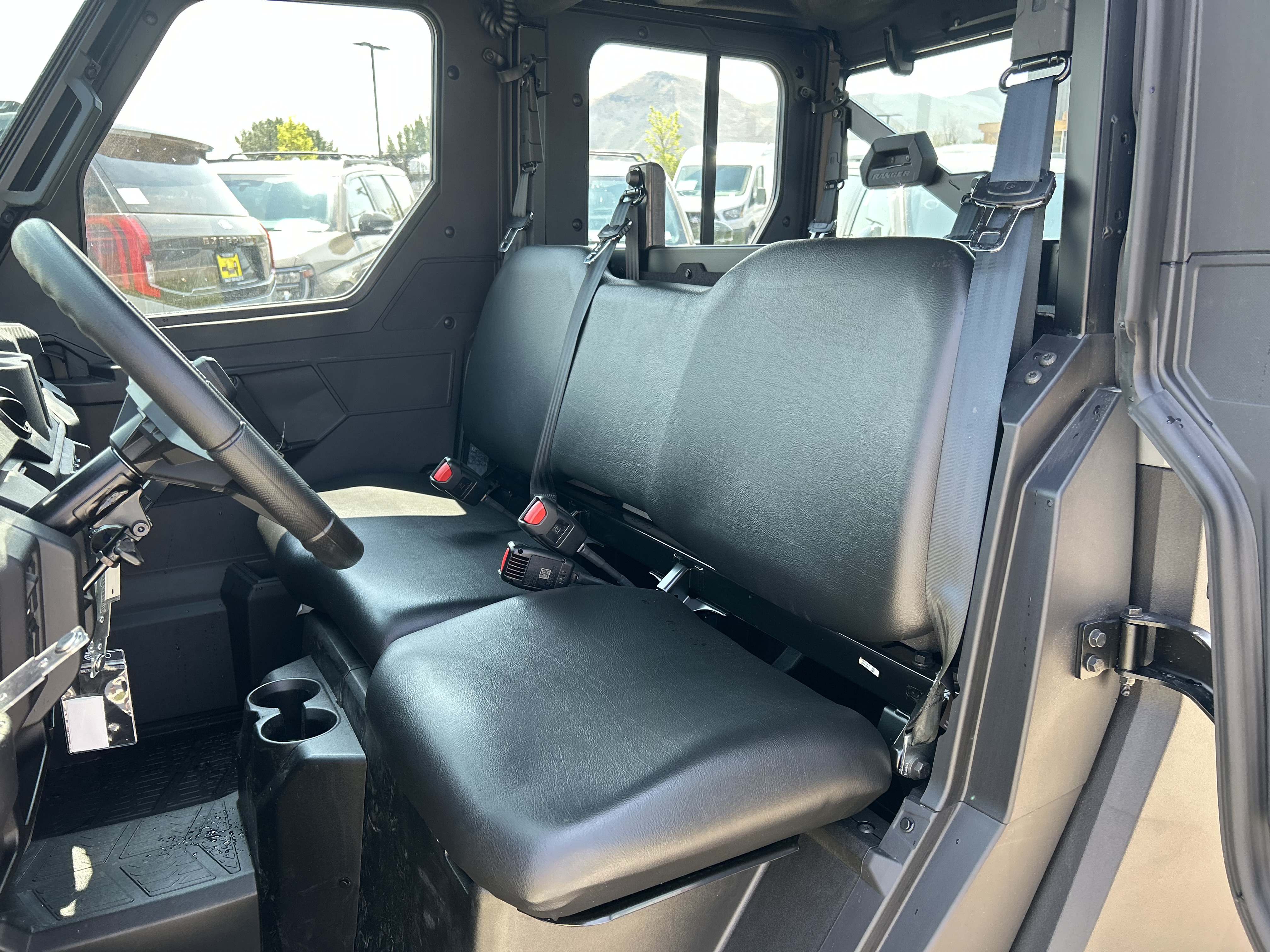 2027 Polaris RANGER CREW XP 1000 CAB UTV