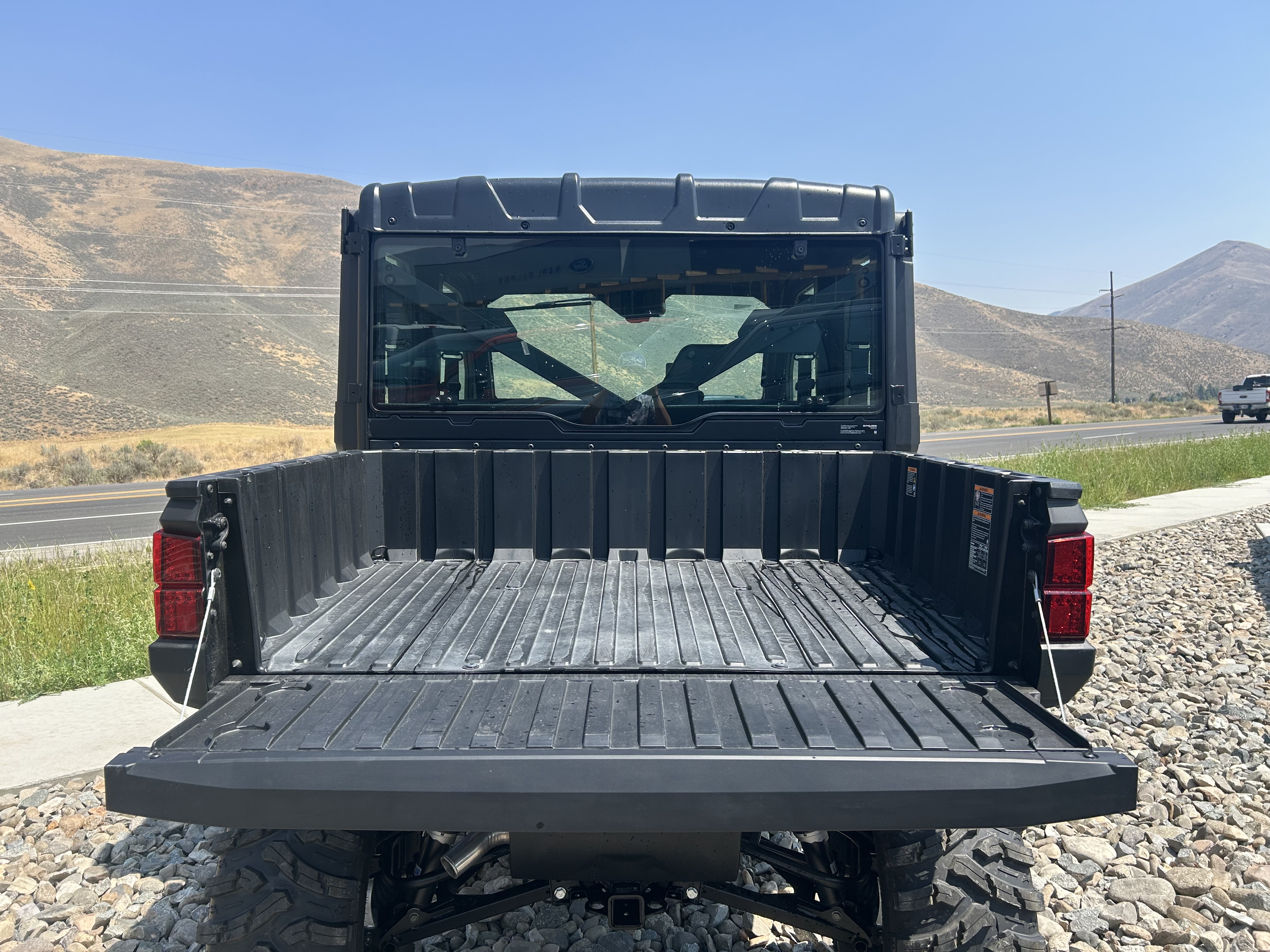 2027 Polaris RANGER CREW XP 1000 CAB UTV