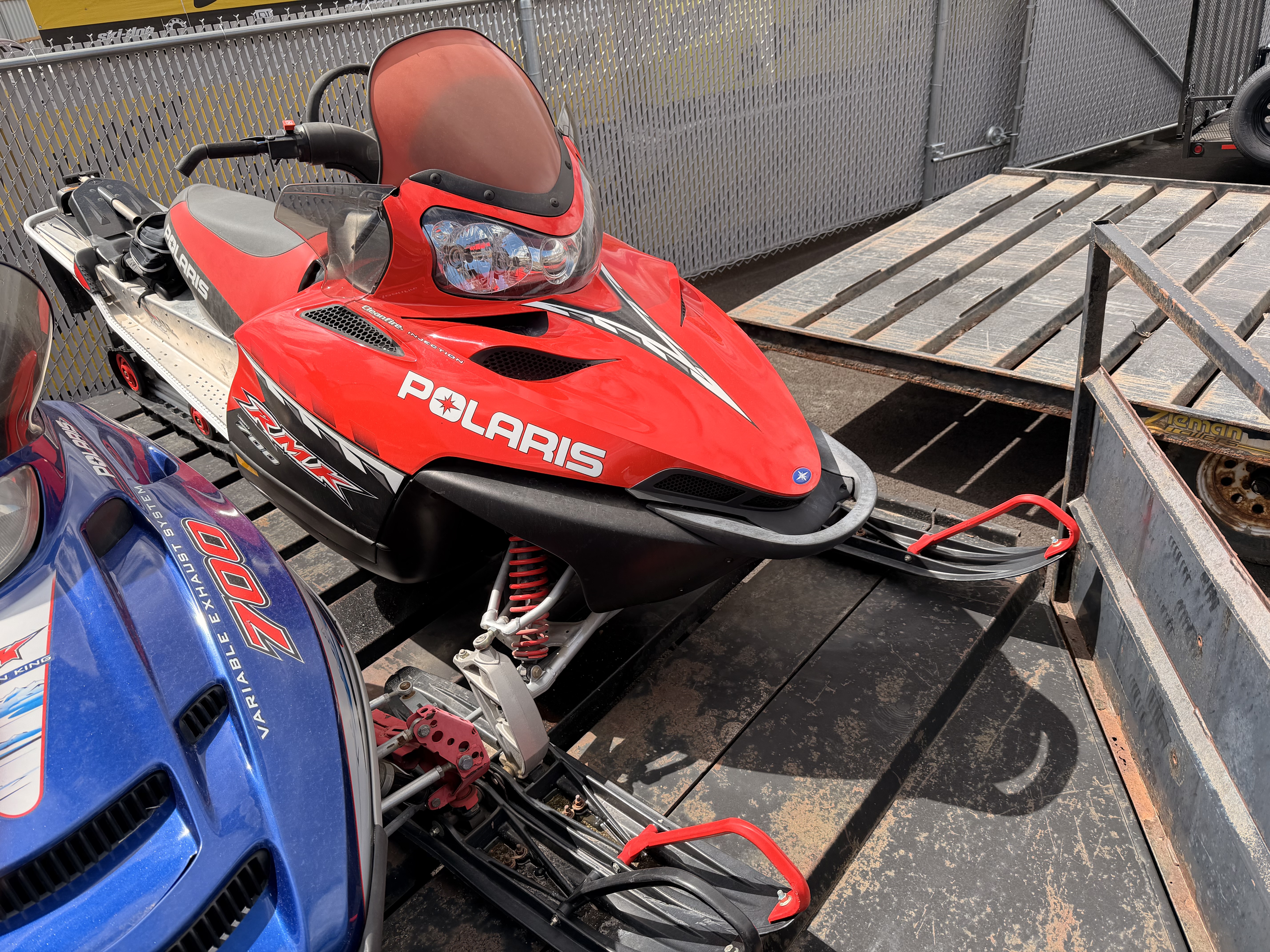 2006 POLARIS 700 RMK 159 Snowmobile