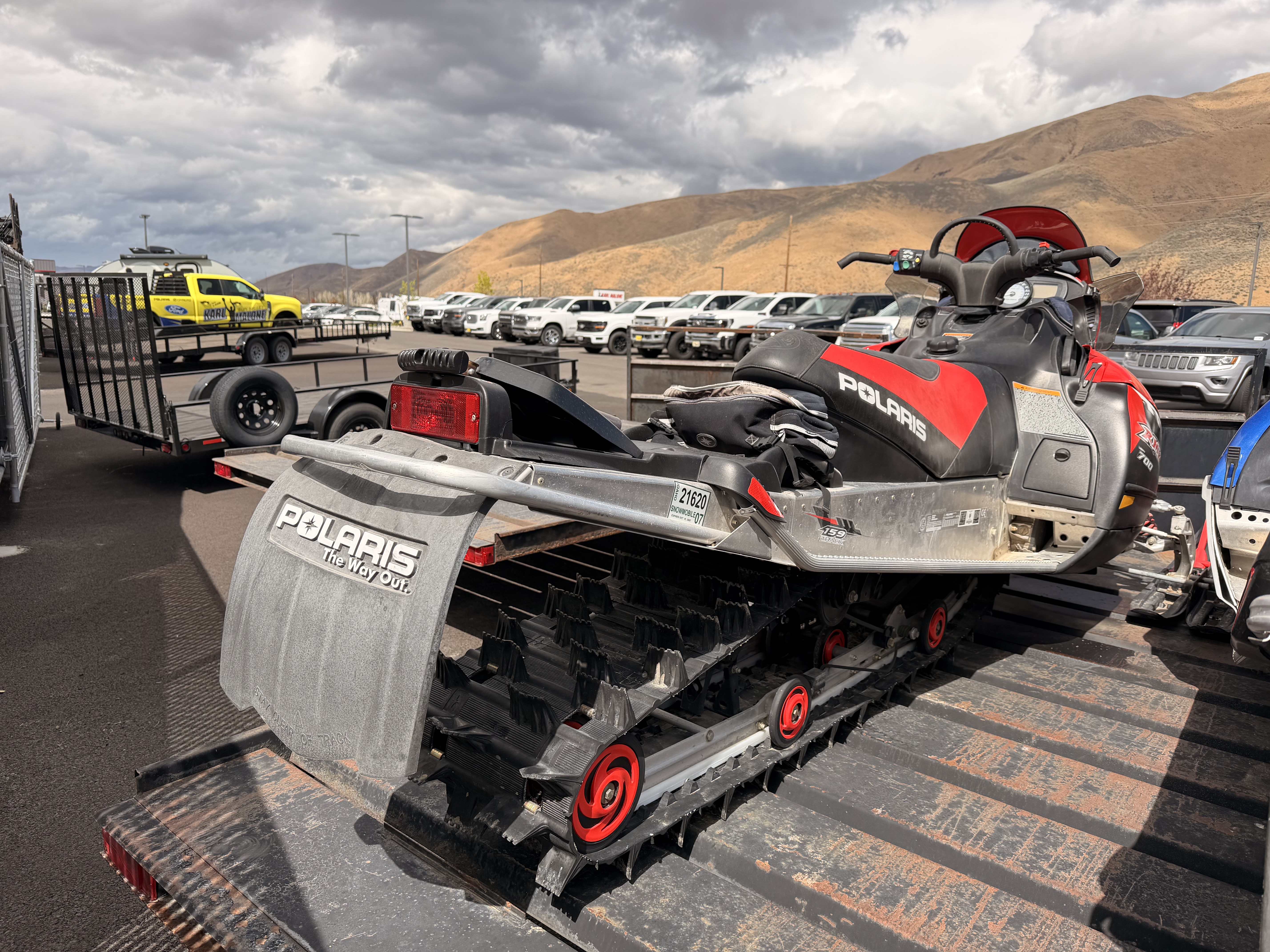 2006 POLARIS 700 RMK 159 Snowmobile